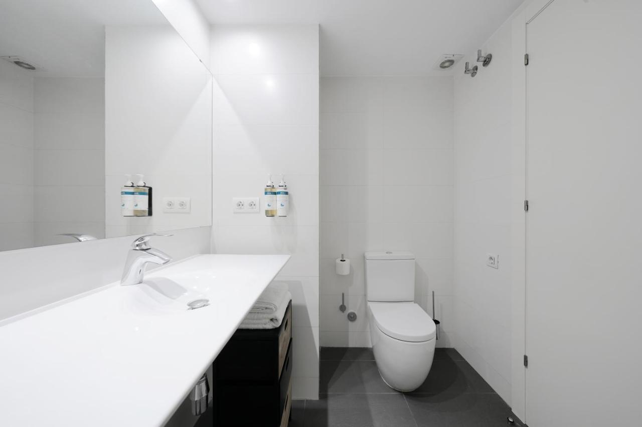 Numa Barcelona Colmena Apartment Bagian luar foto