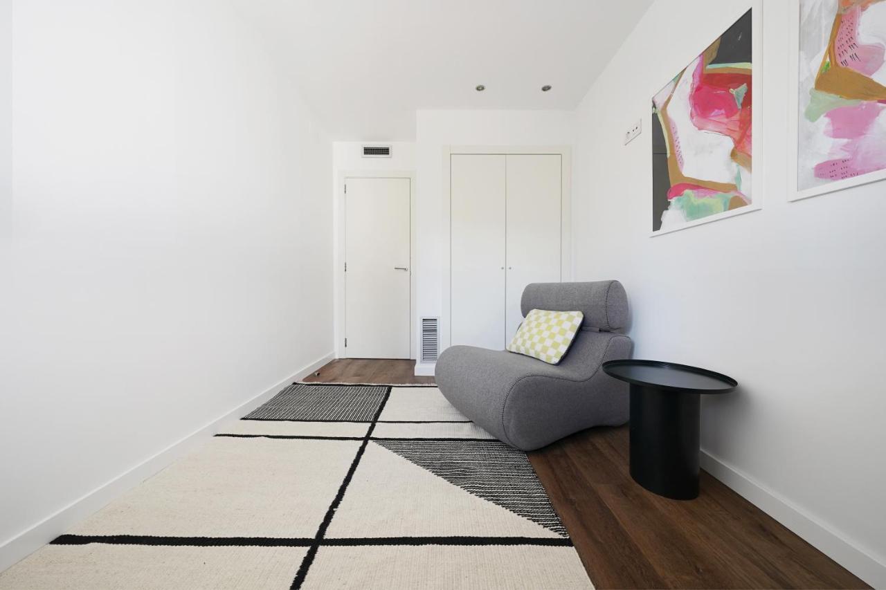 Numa Barcelona Colmena Apartment Bagian luar foto